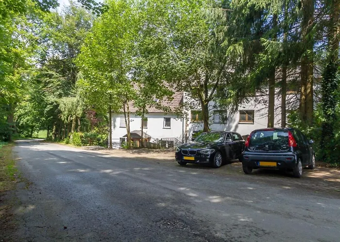 فندق Am Glenne *